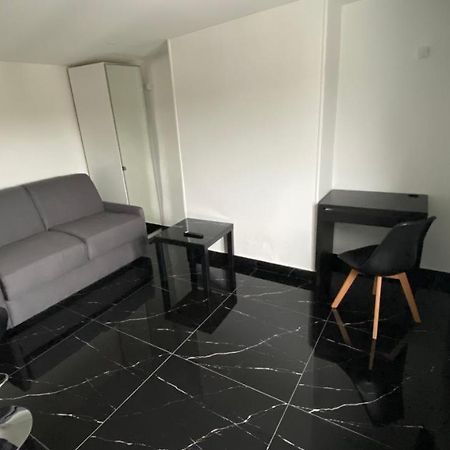 Bella Vita - Studio Tout Equipe - Tv Netflix - Centre Ville 100M- Gare 50M - Basilique 200M ลีซีเยอ ภายนอก รูปภาพ