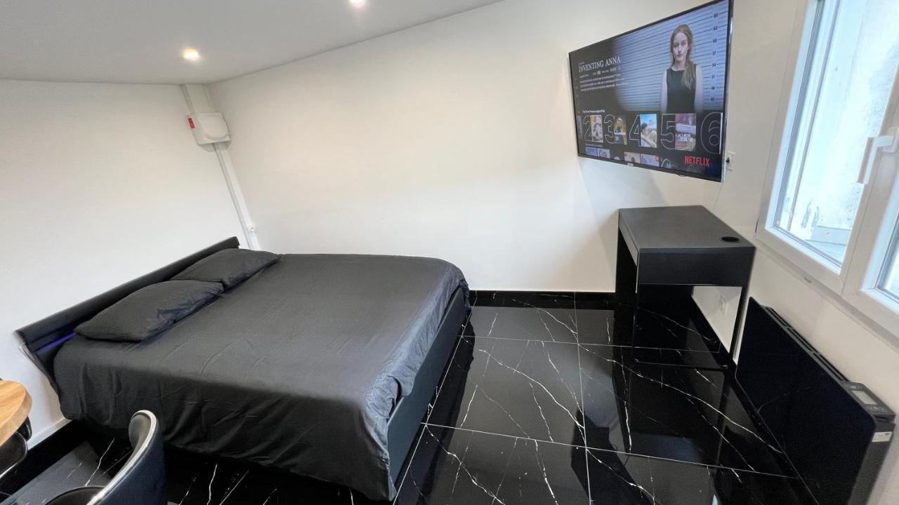 Bella Vita - Studio Tout Equipe - Tv Netflix - Centre Ville 100M- Gare 50M - Basilique 200M ลีซีเยอ ภายนอก รูปภาพ
