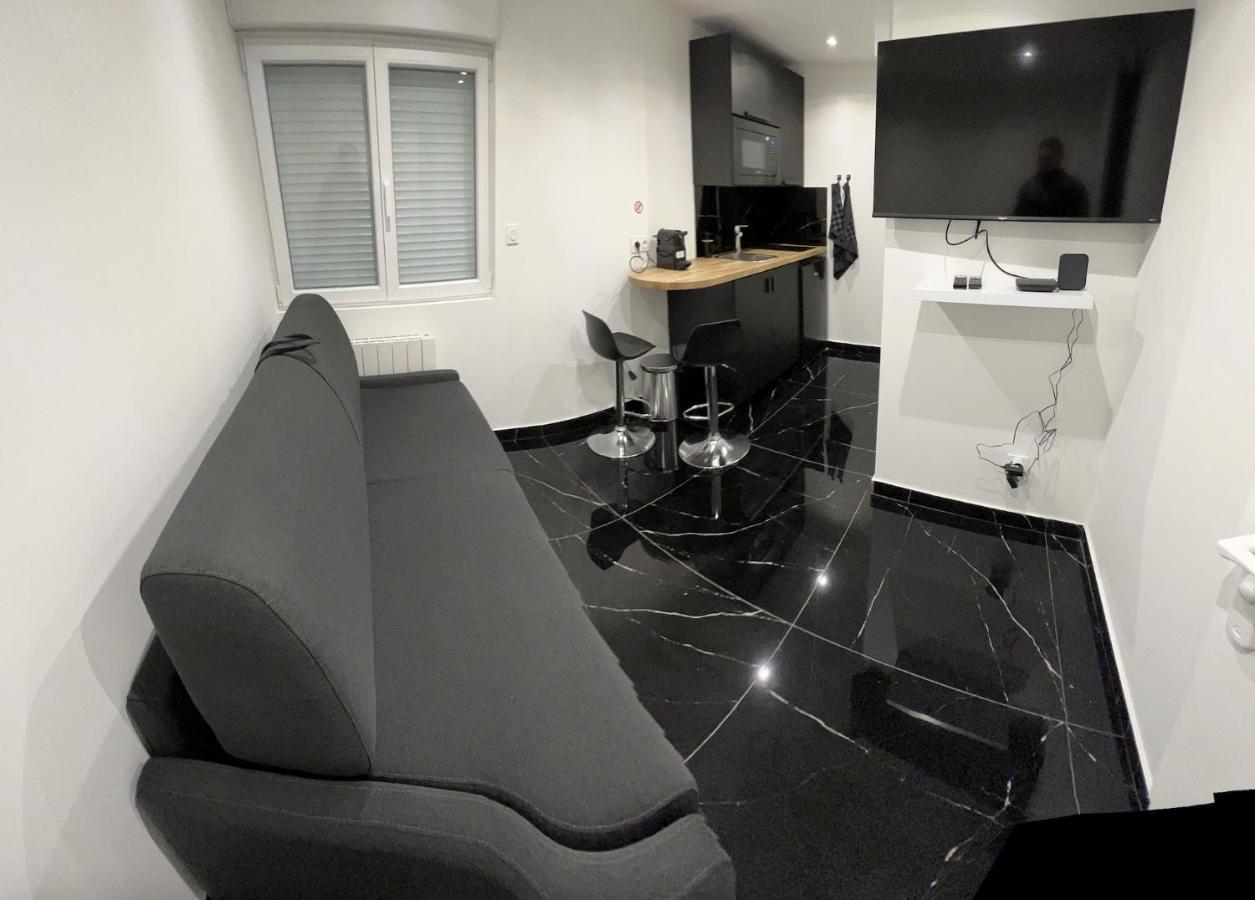 Bella Vita - Studio Tout Equipe - Tv Netflix - Centre Ville 100M- Gare 50M - Basilique 200M ลีซีเยอ ภายนอก รูปภาพ